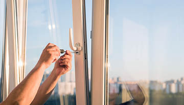 Fenster: Wartung & Reparatur, Fensteraustausch, Denkmalschutzfenster, Sicherheitstechnik | Tischler Stempelmann in Hamburg Billwerder | Bautischler, Servicetischler