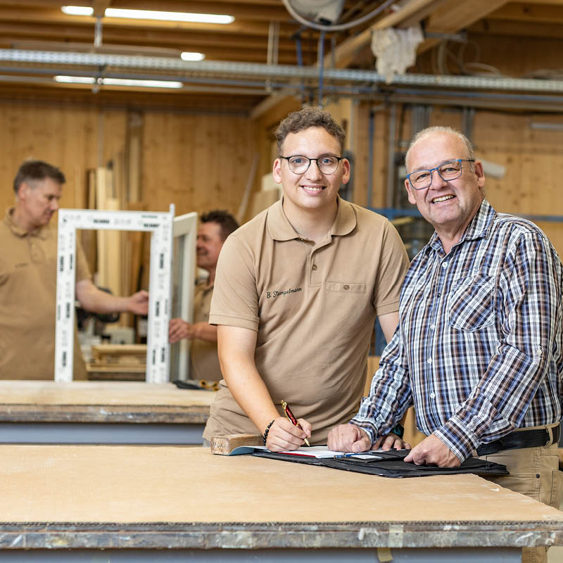 Private Haushalte begleiten wir als Bautischler mit dem Schwerpunkt Service & Reparatur mit viel handwerklichem Know-how. | Tischler Stempelmann Hamburg